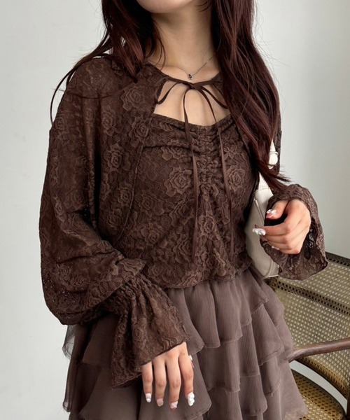 one after another NICE CLAUP(ワンアフターアナザーナイスクラップ)の「【2点セット】ショートボレロシャツ+キャミセット(アンサンブル・レディース・ブラウン/アイボリー/ホワイト×ブラック・FREE)」の3枚目の写真