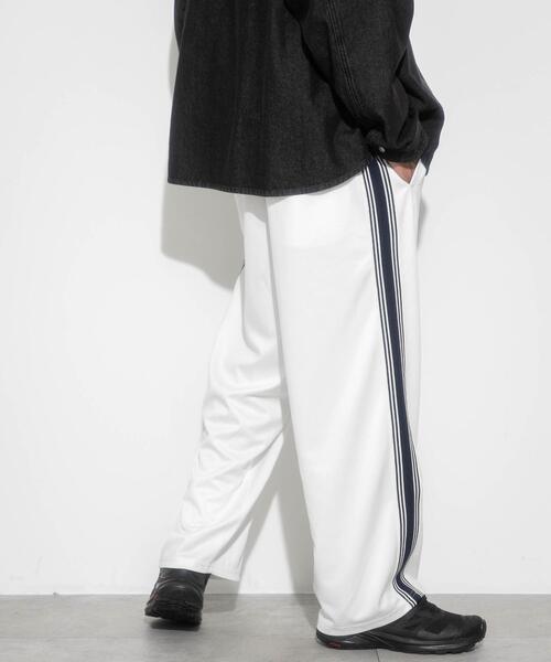 FILA（フィラ）の「∴WEGO/別注FILAライントラックパンツ（その他パンツ・メンズ・ブラック/オフホワイト・MEDIUM/LARGE）」の8枚目の写真