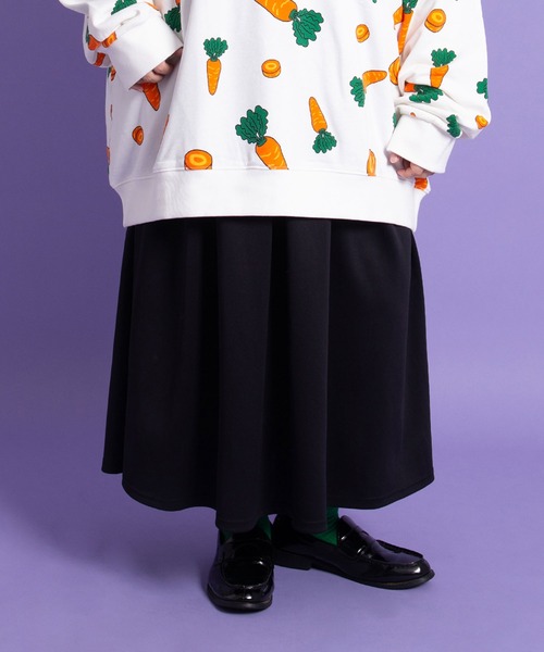 PUNYUS(プニュズ)の「ジャージロングスカート(スカート・レディース・グリーン/ワインレッド/ブラック・1/2/3/4)」の8枚目の写真