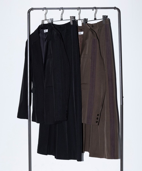 MAISON BREEZE reveur(メゾンブリーズレヴール)の「【MAISON BREEZE reveur】side lace tuck pants サイドレースタックパンツ(スラックス・レディース・ブラック/ブラウン・M/S)」の7枚目の写真