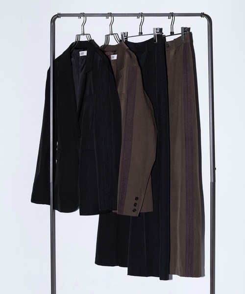 MAISON BREEZE reveur(メゾンブリーズレヴール)の「【MAISON BREEZE reveur】side lace tuck pants サイドレースタックパンツ(スラックス・レディース・ブラック/ブラウン・M/S)」の8枚目の写真