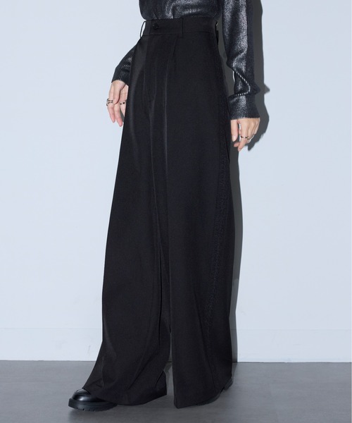 MAISON BREEZE reveur(メゾンブリーズレヴール)の「【MAISON BREEZE reveur】side lace tuck pants サイドレースタックパンツ(スラックス・レディース・ブラック/ブラウン・M/S)」の10枚目の写真