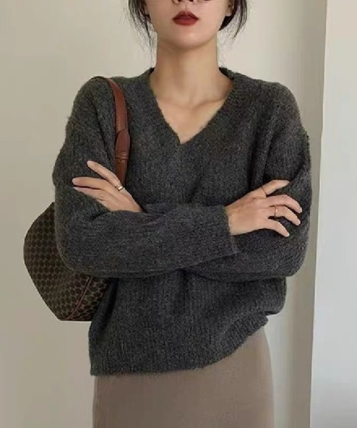 Ritzy(リッツィー)の「オーバーサイズ Vネックセーター(ニット/セーター・レディース・アイボリー/ベージュ/グレー/チャコールグレー・FREE)」の1枚目の写真