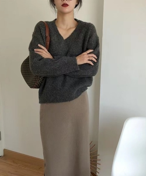 Ritzy(リッツィー)の「オーバーサイズ Vネックセーター(ニット/セーター・レディース・アイボリー/ベージュ/グレー/チャコールグレー・FREE)」の18枚目の写真