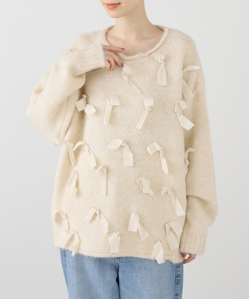 La TOTALITE(ラトータリテ)の「【MARECHAL TERRE/マルシャルテル】リボンデザインニット(ニット/セーター・レディース・チャコールグレー/アイボリー/ブラック・FREE)」の2枚目の写真