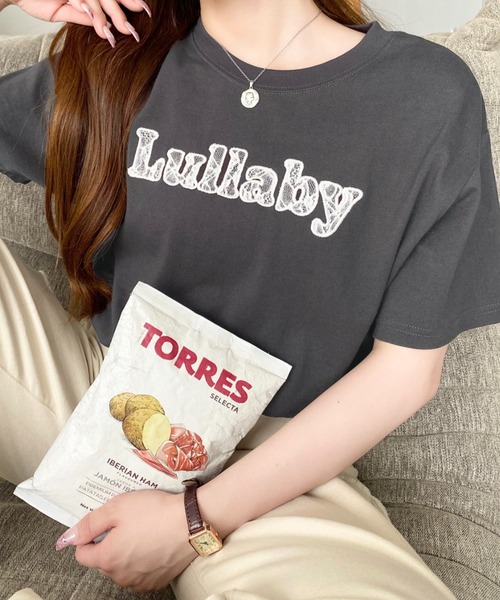 moment+(モーメントプラス)の「レースロゴ刺繍半袖Tシャツ(Tシャツ/カットソー・レディース・ブルー/チャコールグレー/オフホワイト/ブラック・M)」の14枚目の写真