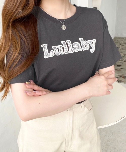 moment+(モーメントプラス)の「レースロゴ刺繍半袖Tシャツ(Tシャツ/カットソー・レディース・ブルー/チャコールグレー/オフホワイト/ブラック・M)」の11枚目の写真