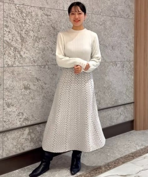 QUEENS COURT（クイーンズコート）の「ジャガードニットフレアワンピース≪手洗い可能≫（ワンピース・レディース・ブラック/キャメル/ライトグレー/ホワイト/ベージュ・S/M）」の8枚目の写真