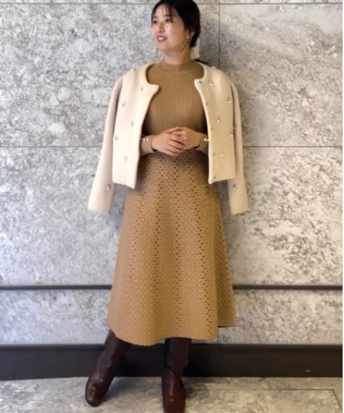 QUEENS COURT（クイーンズコート）の「ジャガードニットフレアワンピース≪手洗い可能≫（ワンピース・レディース・ブラック/キャメル/ライトグレー/ホワイト/ベージュ・S/M）」の17枚目の写真
