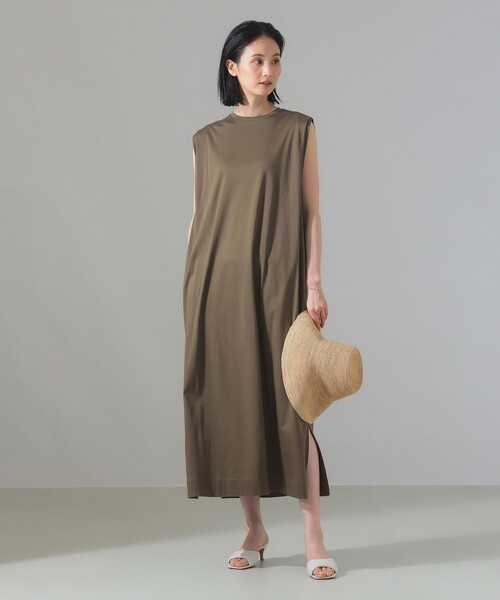 SLOANE（スローン）の「【別注】SLOANE / タックショルダー ワンピース（ワンピース・レディース・ブラック/ライトグレー/カーキ・1/2）」の4枚目の写真