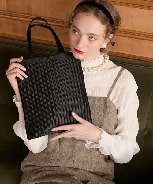 BONLECILL noir】リボンプリーツサテントートバッグ／サブバッグ