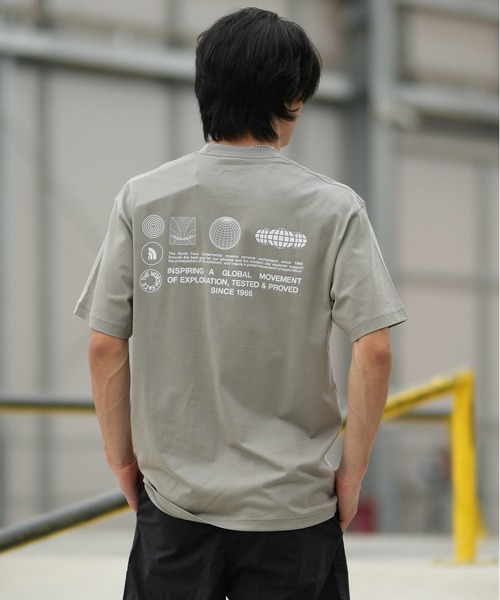 THE NORTH FACE（ザノースフェイス）の「THE NORTH FACE/ノースフェイス 半袖 Tシャツ ショートスリーブフラッシュドライグローブグリッドコットンティー NT32550（Tシャツ/カットソー・メンズ・ロイヤルブルー/ブラック/ホワイト×グレー/グレー/ネイビー/ホワイト・XL/L/M/S/XXL）」の14枚目の写真