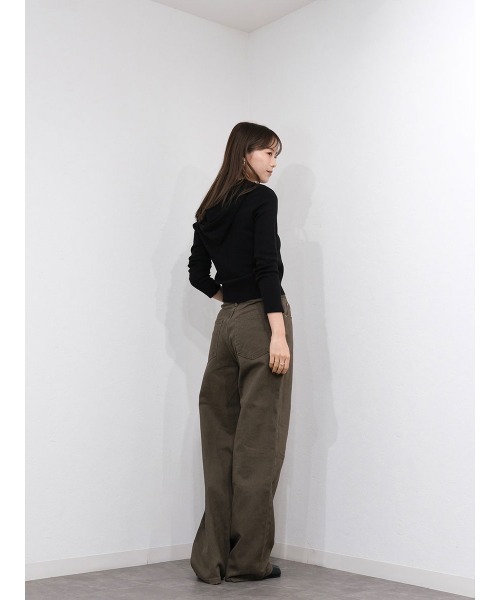 Reurie'（レウリィ）の「ハイライズワイドストレートデニム／highrise wide straight denim ロング丈 ルーズ ベーシック 大人カジュアル シンプル ブラウン ブラック（デニムパンツ・レディース・ブラック/ブラウン・M/S）」の14枚目の写真