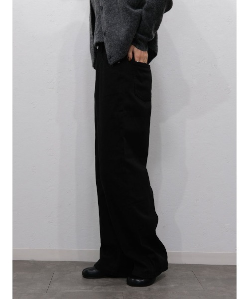 Reurie'（レウリィ）の「ハイライズワイドストレートデニム／highrise wide straight denim ロング丈 ルーズ ベーシック 大人カジュアル シンプル ブラウン ブラック（デニムパンツ・レディース・ブラック/ブラウン・M/S）」の22枚目の写真