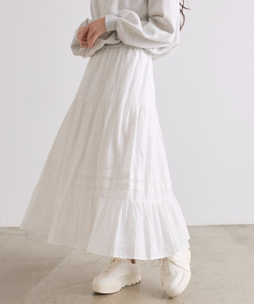 OLIVE des OLIVE（オリーブデオリーブ）の「綿レースティアードロングスカート（スカート・レディース・オフホワイト/サックスブルー/ホワイト系その他・FREE）」の15枚目の写真