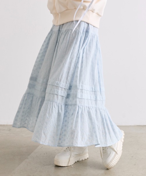 OLIVE des OLIVE（オリーブデオリーブ）の「綿レースティアードロングスカート（スカート・レディース・オフホワイト/サックスブルー/ホワイト系その他・FREE）」の12枚目の写真
