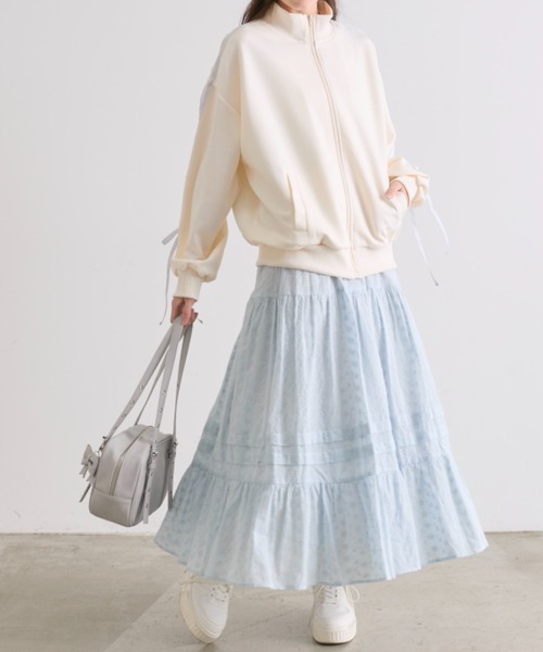 OLIVE des OLIVE（オリーブデオリーブ）の「綿レースティアードロングスカート（スカート・レディース・オフホワイト/サックスブルー/ホワイト系その他・FREE）」の6枚目の写真