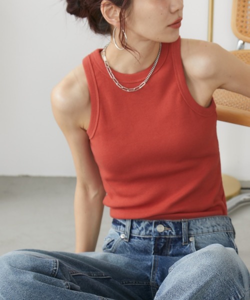 Auntie Rosa Holiday(アンティローザホリデー)の「カップ付きテレコアメスリタンク(タンクトップ・レディース・ブラウン/ネイビー/オフホワイト/ブラック・FREE)」の1枚目の写真