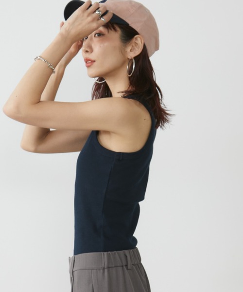 Auntie Rosa Holiday(アンティローザホリデー)の「カップ付きテレコアメスリタンク(タンクトップ・レディース・ブラウン/ネイビー/オフホワイト/ブラック・FREE)」の7枚目の写真