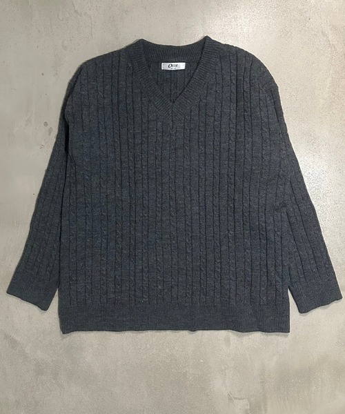 Otte(オッテ)の「Vネックグレーニット(ニット/セーター・メンズ・グレー・LARGE/X-LARGE/MEDIUM/XX-LARGE)」の10枚目の写真