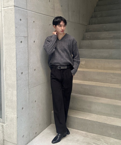 Otte(オッテ)の「Vネックグレーニット(ニット/セーター・メンズ・グレー・LARGE/X-LARGE/MEDIUM/XX-LARGE)」の4枚目の写真