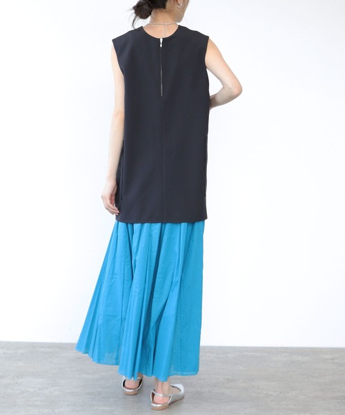 TITE IN THE STORE（ティテ　インザ　ストア）の「【前後2WAY】ノースリーブジレブラウス（シャツ/ブラウス・レディース・チャコールグレー/ブラック・38）」の6枚目の写真