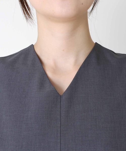 TITE IN THE STORE（ティテ　インザ　ストア）の「【前後2WAY】ノースリーブジレブラウス（シャツ/ブラウス・レディース・チャコールグレー/ブラック・38）」の13枚目の写真