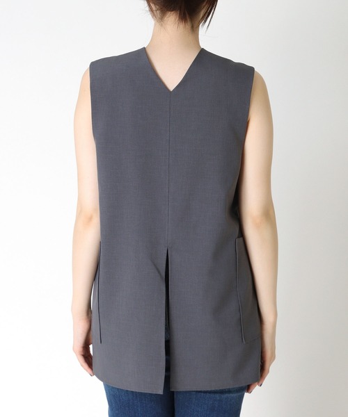 TITE IN THE STORE（ティテ　インザ　ストア）の「【前後2WAY】ノースリーブジレブラウス（シャツ/ブラウス・レディース・チャコールグレー/ブラック・38）」の18枚目の写真