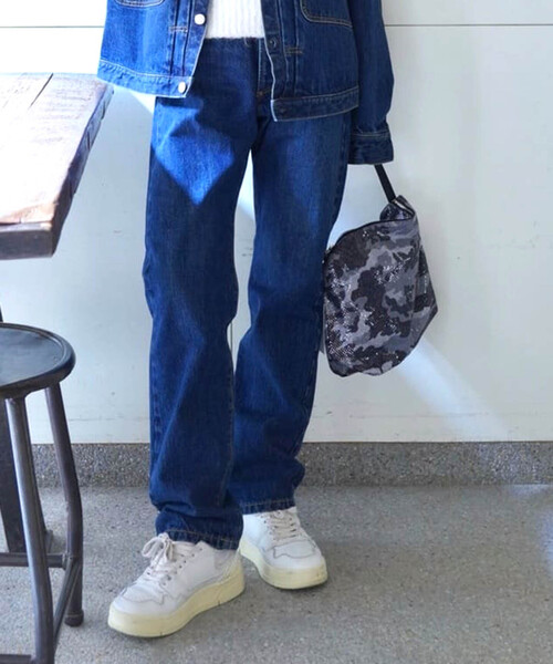 JOURNAL STANDARD LUXE（ジャーナルスタンダード　ラックス）の「【L‘AURA / ラウラ】 TOTE SHINY（ショルダーバッグ・レディース・チャコールグレー/キャメル・FREE）」の3枚目の写真