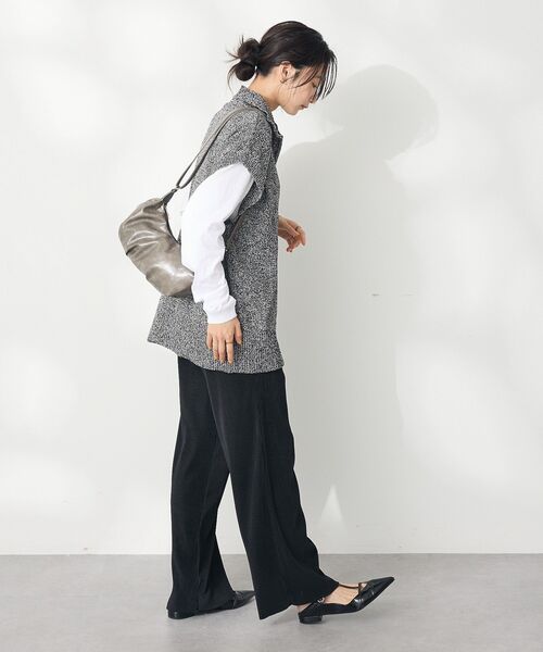 CRAFT STANDARD BOUTIQUE（クラフトスタンダードブティック）の「モールニットジップベスト（ベスト・レディース・ブラック/ベージュ・FREE）」の8枚目の写真