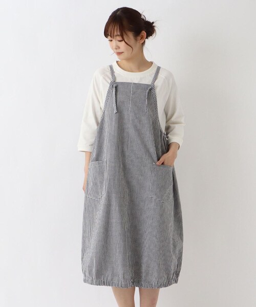 one'sterrace(ワンズテラス)の「肩紐 裾ゴム入りバルーンワンピース(ワンピース・レディース・グレー系その他7/アイボリー系8・02)」の1枚目の写真