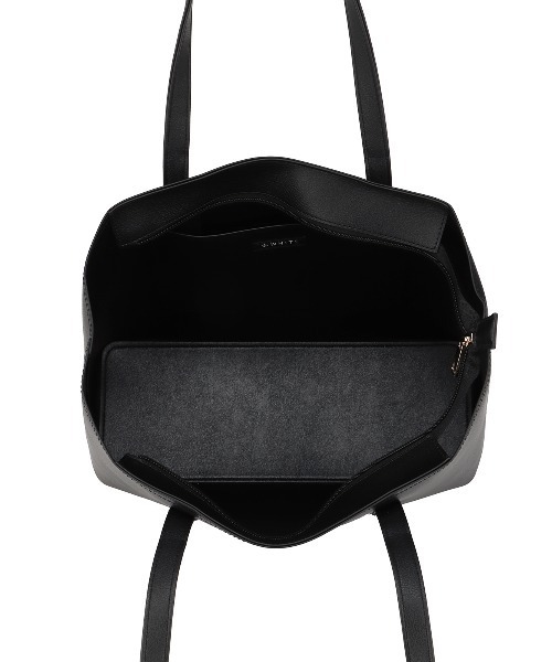 SUIT SQUARE(スーツスクエア)の「PERFORMANCE BAG トートバッグ 軽量 撥水 スムースフェイクレザー(トートバッグ・レディース・ベージュ系/ブラック系・F)」の14枚目の写真