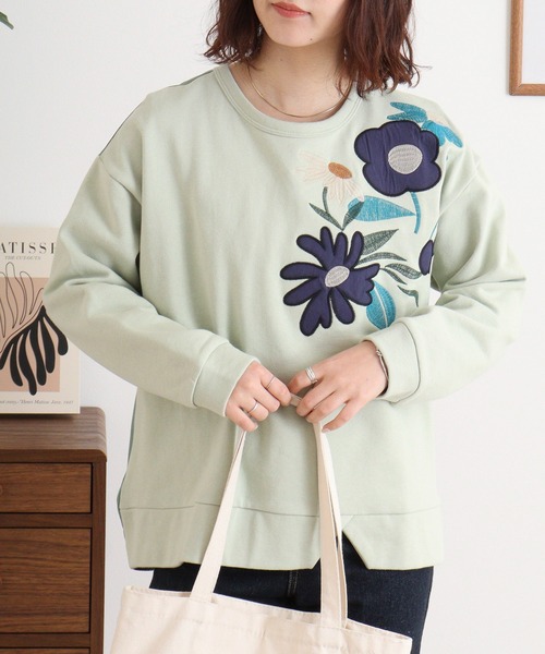 トレーナー スウェット EMAGO 花パッチワーク刺繍プルオーバー レディース EMAGO 花パッチワーク刺繍プルオーバー（スウェット）｜Emago