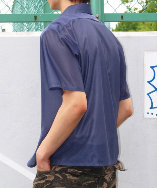 Noen（ノエン）の「レギュラーカラーシアーシャツ（シャツ/ブラウス・メンズ・ネイビー/ブラウン・MEDIUM/LARGE）」の4枚目の写真