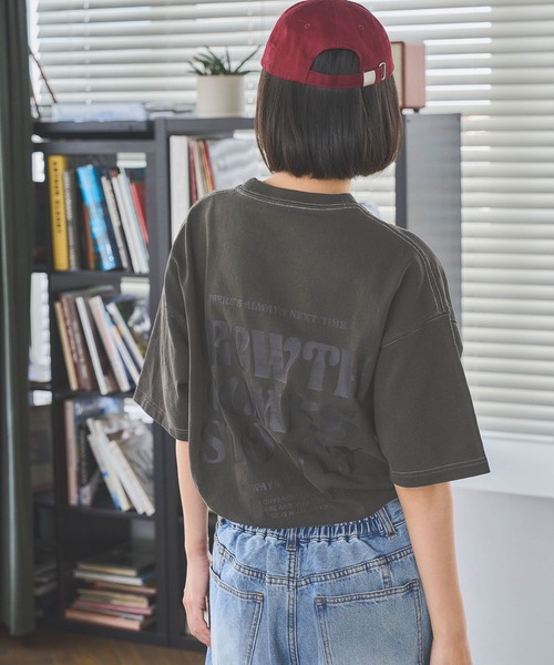 PBLIM(ページボーイリム)の「《UNISEX》ピグメントロゴTシャツ(Tシャツ/カットソー・レディース・チャコールグレー/ピンク/ブラウン・LARGE/MEDIUM)」の6枚目の写真