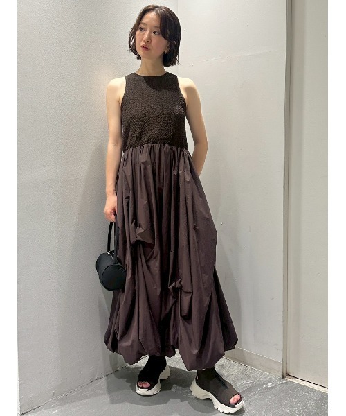 emmi（エミ）の「膨れジャガードカットドッキングワンピース（ワンピース・レディース・ブルー/ブラウン/ホワイト・0/1）」の15枚目の写真