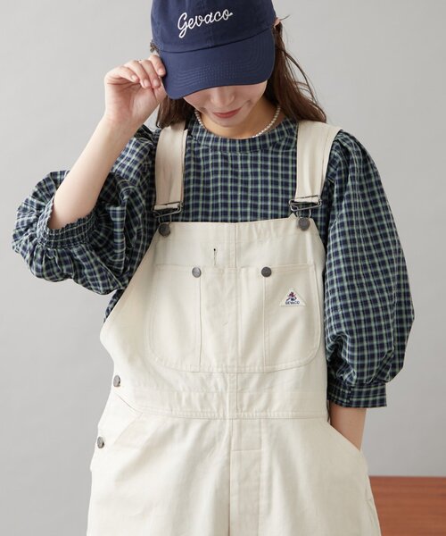 GEVACO(ゲバコ)の「【GEVACO】シアーサッカーギャザースリーブチェック柄ブラウス(シャツ/ブラウス・レディース・ホワイト/ネイビー/レッド・ONE SIZE)」の2枚目の写真