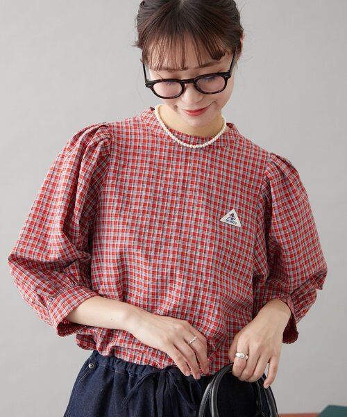 GEVACO(ゲバコ)の「【GEVACO】シアーサッカーギャザースリーブチェック柄ブラウス(シャツ/ブラウス・レディース・ホワイト/ネイビー/レッド・ONE SIZE)」の11枚目の写真