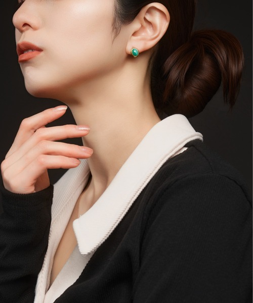 Jewel closet by L&Co.(ジュエルクローゼットバイエルアンドコー)の「K10 カラーストーン ピアス(ピアス(両耳用)・レディース・モスグリーン・FREE)」の6枚目の写真