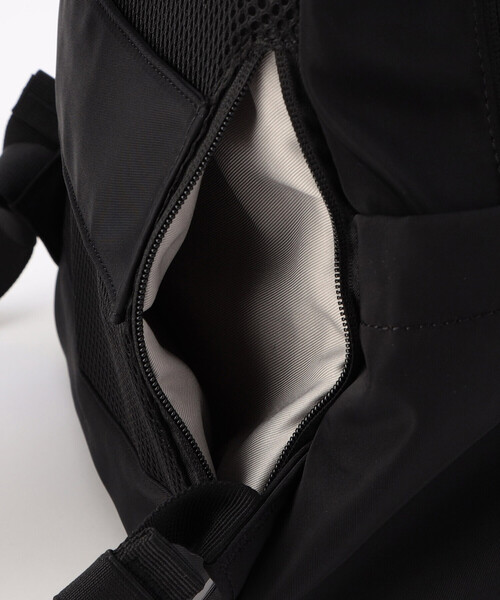 COMME CA ISM（コムサイズム）の「【PC収納可能】多機能リュック（バックパック/リュック・メンズ・ブラック・FREE）」の19枚目の写真