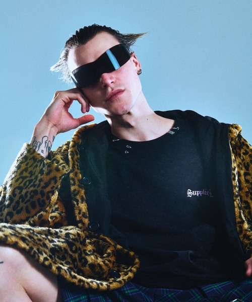 SUPPLIER（サプライヤー）の「Supplier/サプライヤー/【LHP EXCLUSIVE】Vintage Wash Pierced Cross Tee（Tシャツ/カットソー・メンズ・ピンク/ブラック/シルバー・M/L/XL）」の5枚目の写真