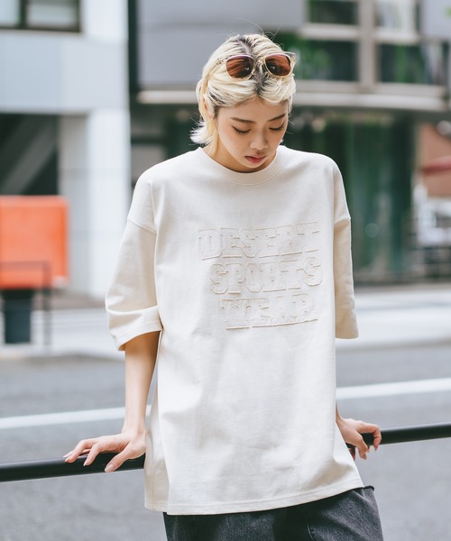 UNIIT(ユニット)の「【DESERT SPORTSWEAR:デザートスポーツウェア】ブランドロゴ Tシャツ(Tシャツ/カットソー・メンズ・ブラウン/スミクロ/アイボリー・MEDIUM/LARGE/X-LARGE)」の9枚目の写真