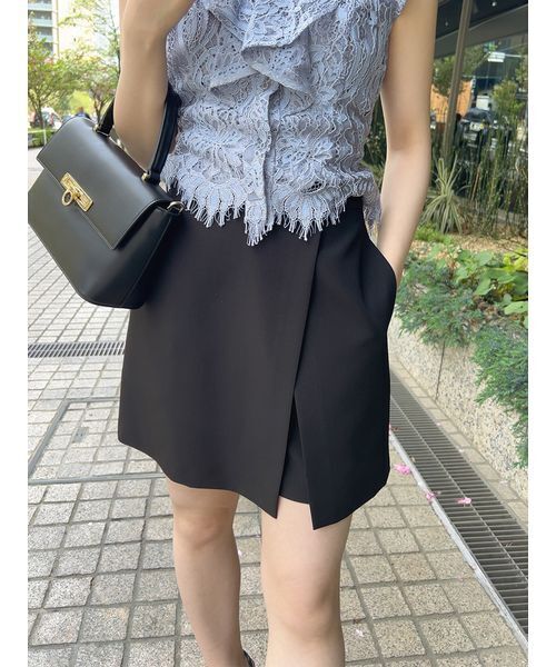 SNIDEL(スナイデル)の「ラップディティールシンプルスカショーパン(その他パンツ・レディース・アイボリー/ブラック/グレー・0/1/2)」の18枚目の写真