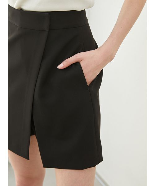 SNIDEL(スナイデル)の「ラップディティールシンプルスカショーパン(その他パンツ・レディース・アイボリー/ブラック/グレー・0/1/2)」の13枚目の写真