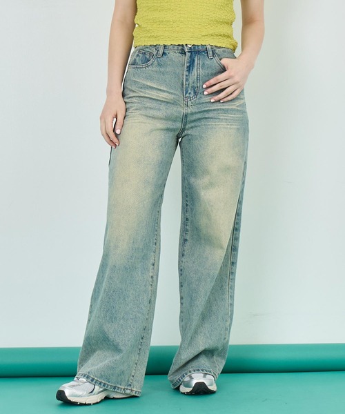 ANAP(アナップ)の「ウォッシュ 加工 デニム ワイド パンツ(デニムパンツ・レディース・ブルー/ライトブルー・S/M)」の3枚目の写真