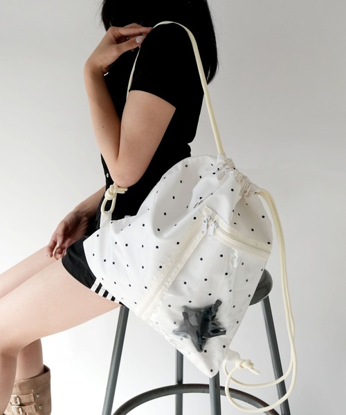 Port(ポート)の「【 Port / ポート 】 クリア ポケット付き デザイン ナップサック スター / ドット #(バックパック/リュック・レディース・ホワイト/ブラック/ホワイト系その他/ブラック系その他・FREE)」の3枚目の写真