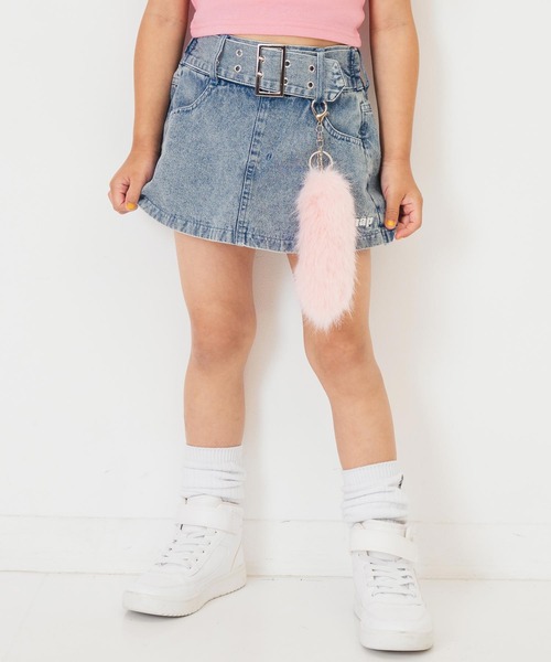 ANAP kids（アナップキッズ）の「ファー シッポ付き フェイクベルトミニ スカパン【ジュニアお揃い】（スカート・キッズ・カーキ/ライトブルー/ブラック/ラベンダー・110cm/130cm/120cm/130/120/110）」の3枚目の写真
