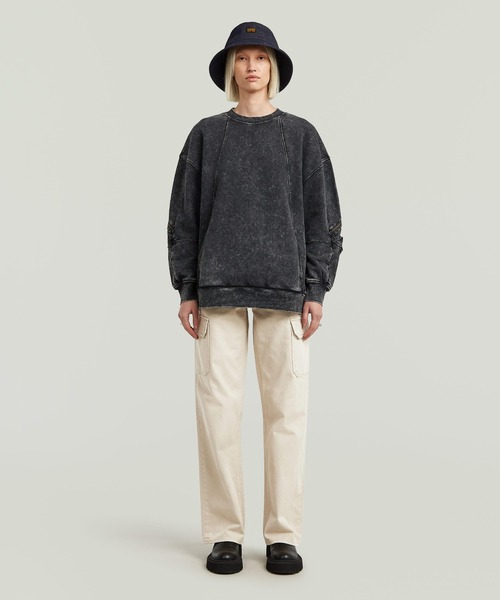 G-STAR(ジースター)の「【UNISEX】WASHED 3D MIX OVERSIZED SWEATER/ユニセックスヴィンテージライクウォッシュド加工立体裁断オーバーサイズスウェット/トレーナー(スウェット・レディース・ベージュ系その他/ダークブラック・X-SMALL/SMALL/MEDIUM)」の11枚目の写真