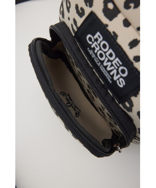 RODEO CROWNS WIDE BOWL（ロデオクラウンズワイドボウル）の「ネオプレーンクロスボディバッグ（ボディバッグ/ウエストポーチ・レディース・ホワイト系その他/ブラック/グレー・FREE）」の6枚目の写真