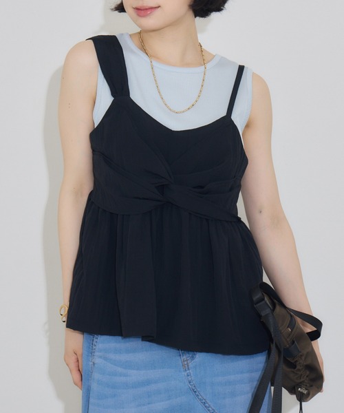 KATHARINE ROSS（キャサリンロス）の「【PILLINI/ピリーニ】アシンメトリーツイストビスチェ（ベスト・レディース・ブラック/ベージュ/ブルー・MEDIUM）」の2枚目の写真